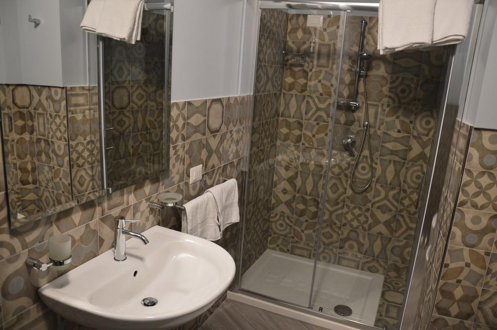 Hotel Residenza Cavour à Acireale Extérieur photo