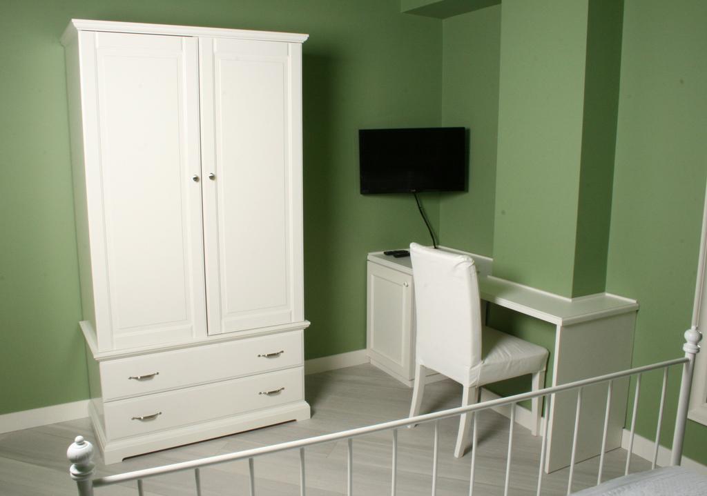 Hotel Residenza Cavour à Acireale Extérieur photo