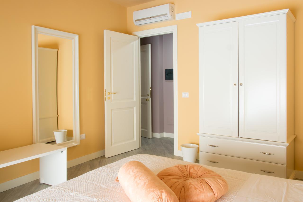 Hotel Residenza Cavour à Acireale Extérieur photo