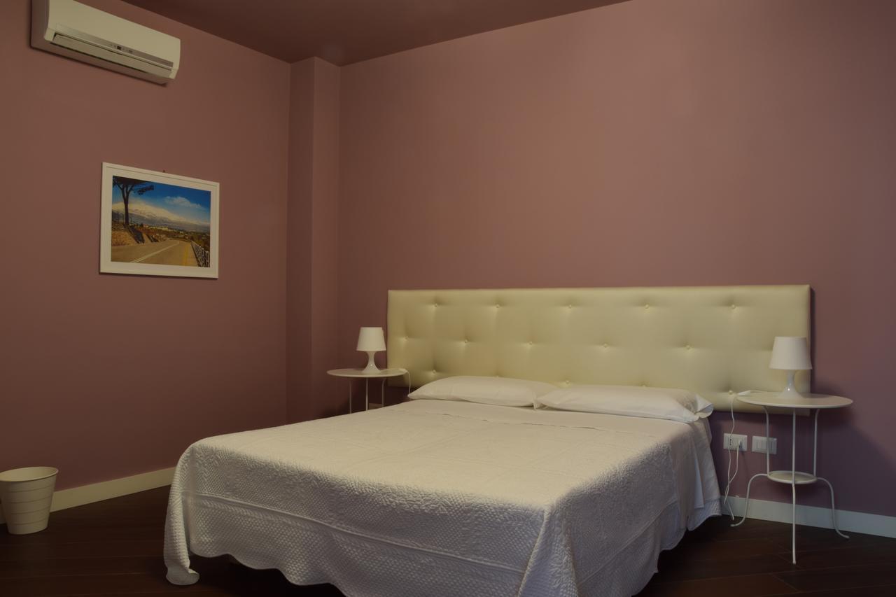 Hotel Residenza Cavour à Acireale Extérieur photo
