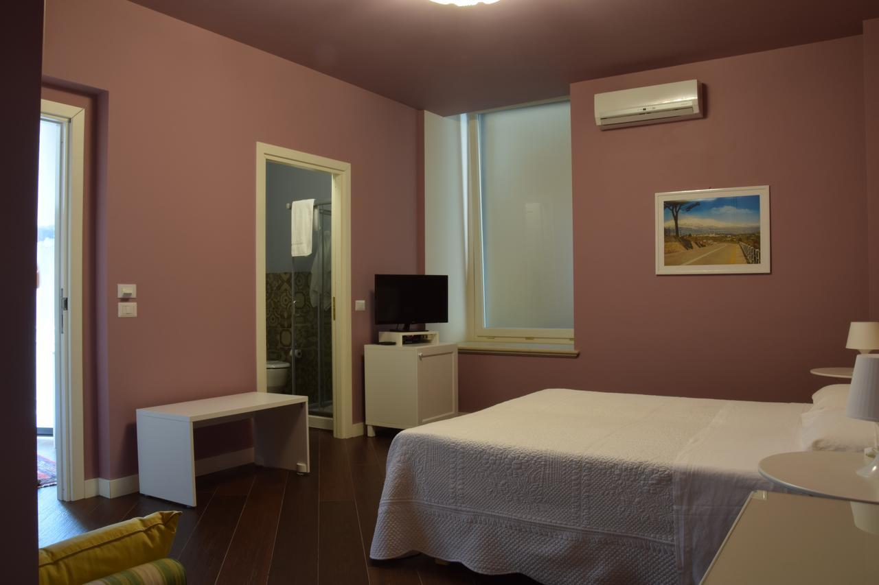 Hotel Residenza Cavour à Acireale Extérieur photo